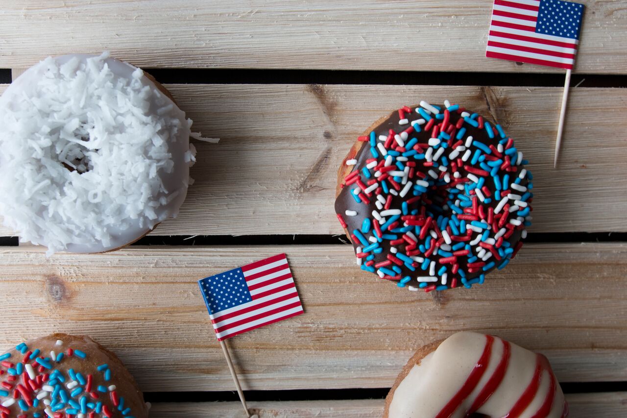 Duck Donuts Patriotic Assortment 2018 2 Preview