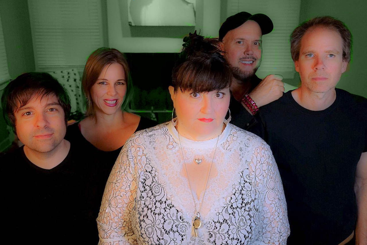 Pylon Reenactment Society plays 529 Fri., July 20. Photo by Jim Leatherman.