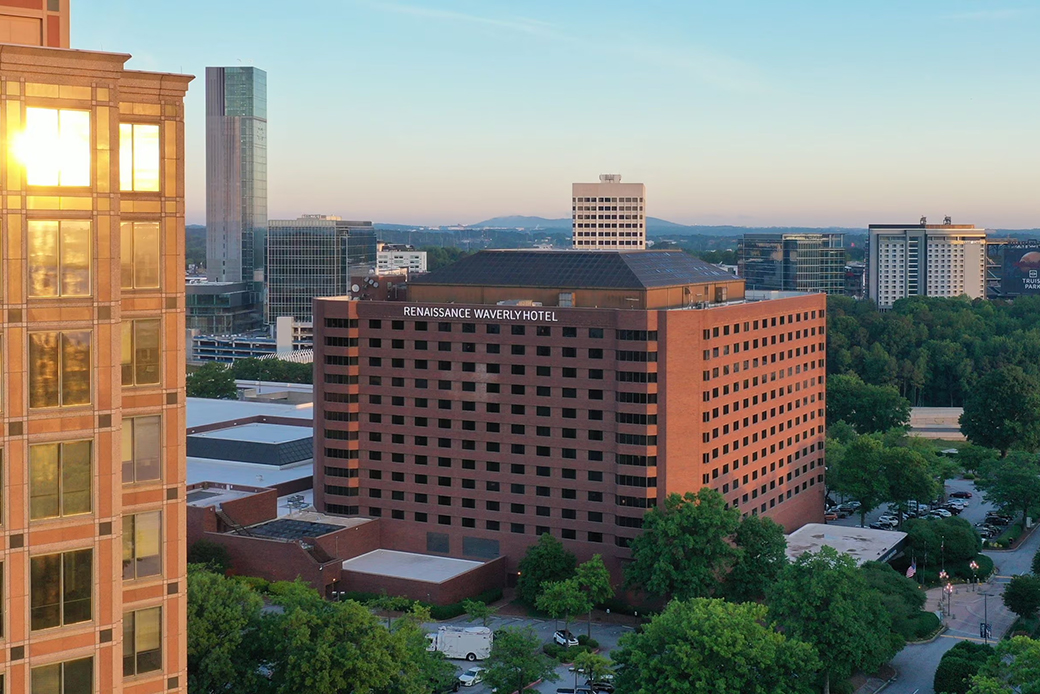 Br Atlrb Exterior 19856 Feature Hor.avif