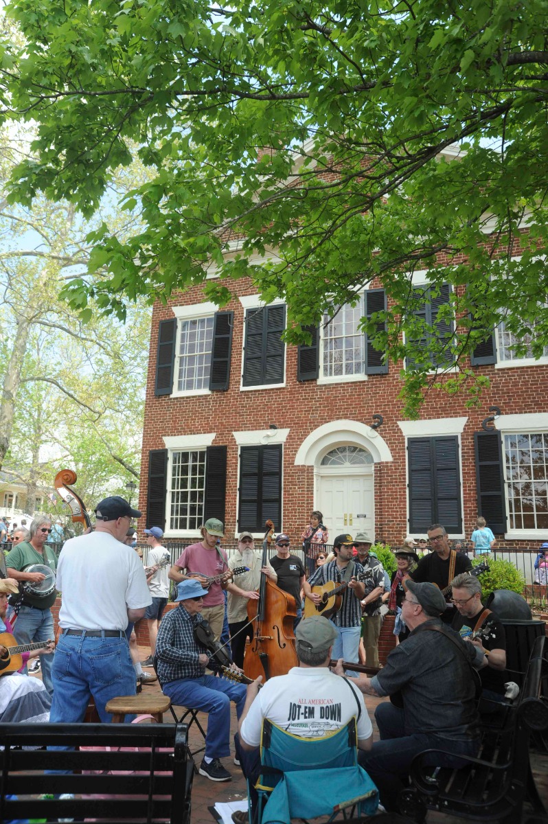 Bear on the Square Mountain Festival Creative Loafing