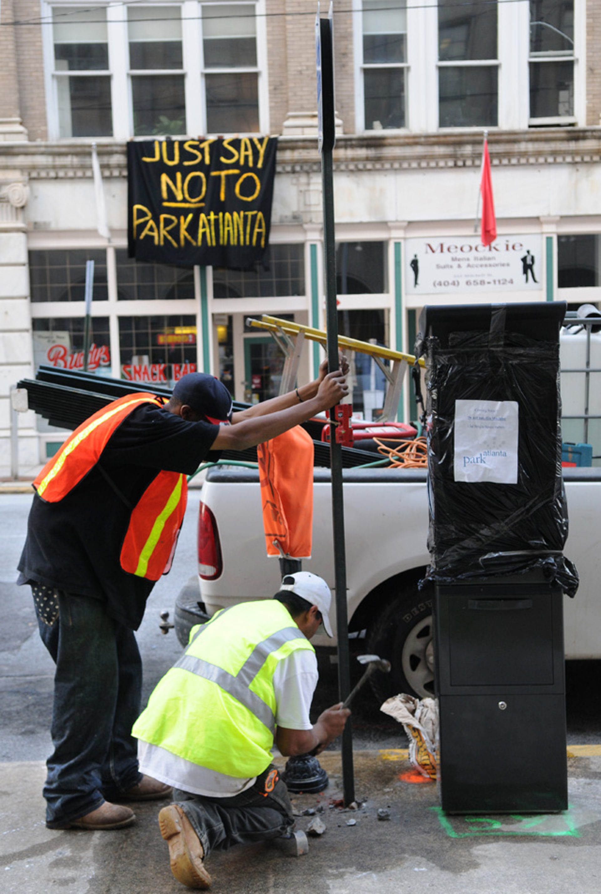 061a84 Cover Parkatl1 1 01