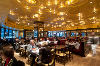 95229 Bistro Niko Magnum
