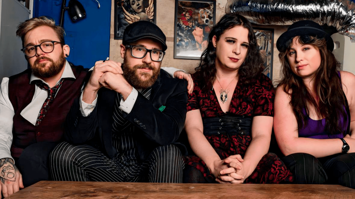 19201080 SARAHANDTHESAFEWORD