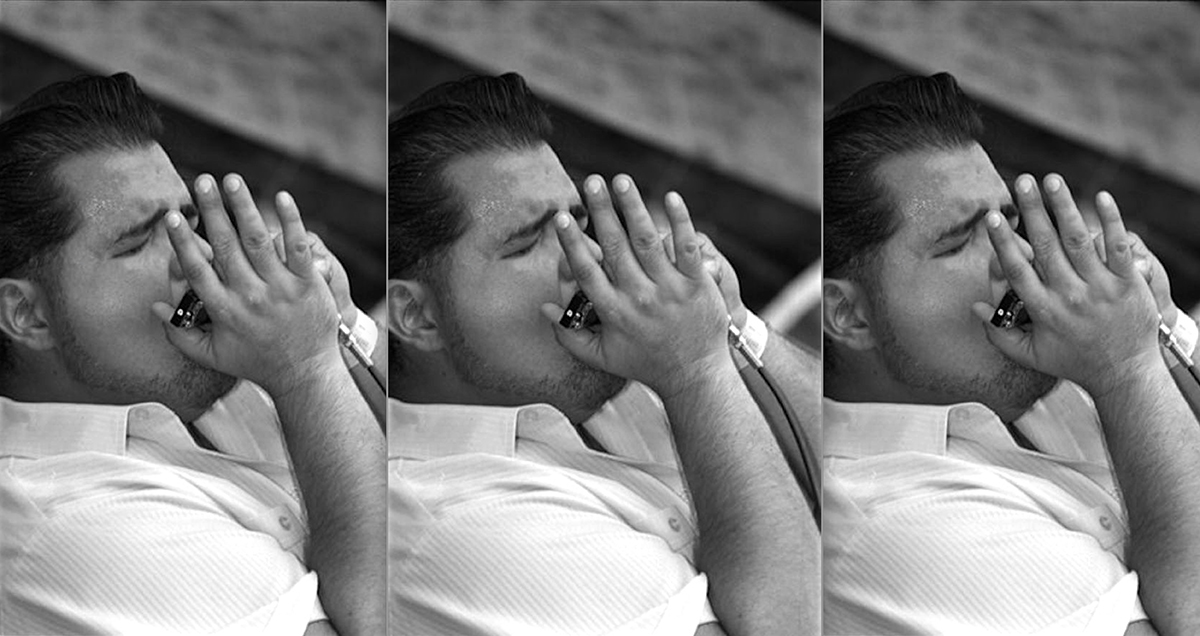 BREEZIN’: Carlos Capote at work. Photo credit: Tommy Santos