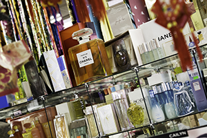 Consumer Critics Cosmetics 300